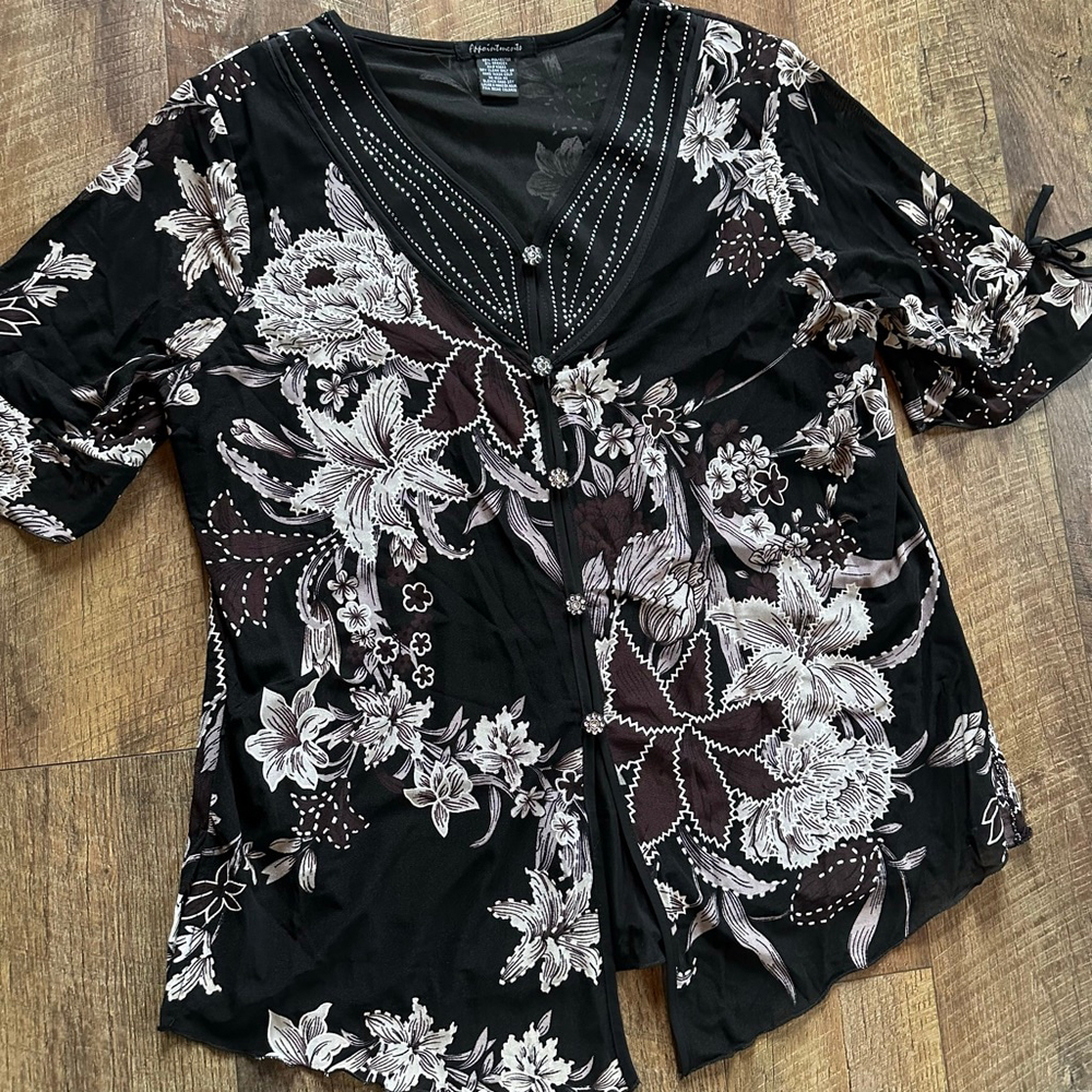 Women's Appointments Black & White Floral Blouse 2X